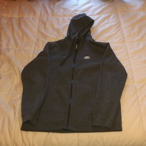 Gray Nike Men’s Large Zip Up Hoodie